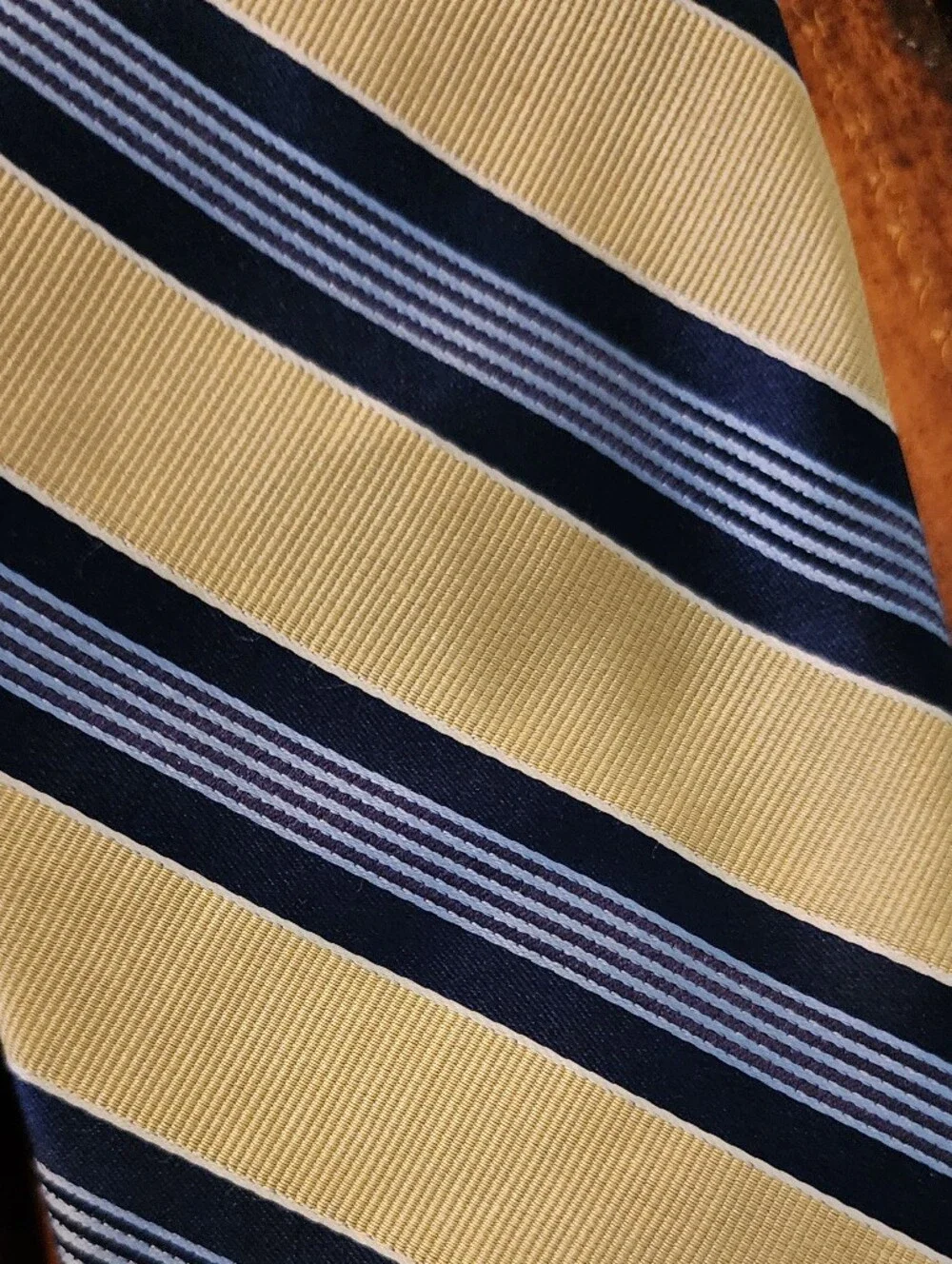 3pc Men’s 100% Silk Tie Lot Arrow USA Castleton Roundtree & Yorke Paisley Stripe
